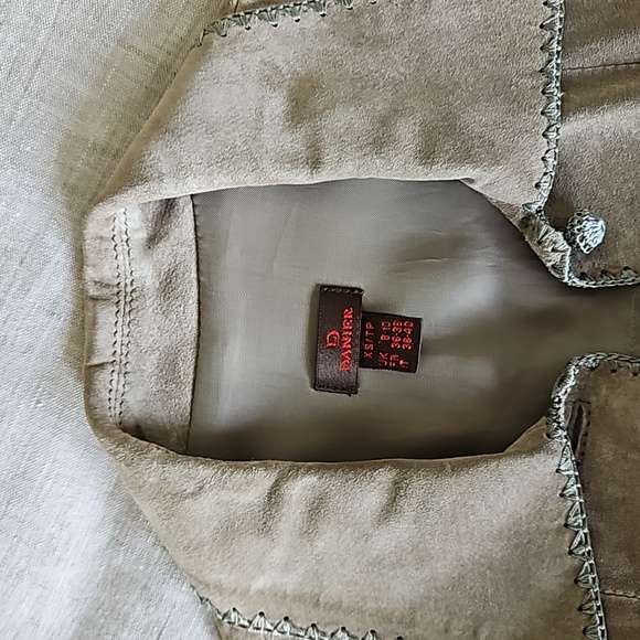 Danier Suede Jacket Size XS - Picture 3 of 6